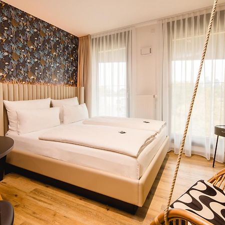 Aparthotel Rioca Frankfurt Posto 7 à Francfort-sur-le-Main Extérieur photo